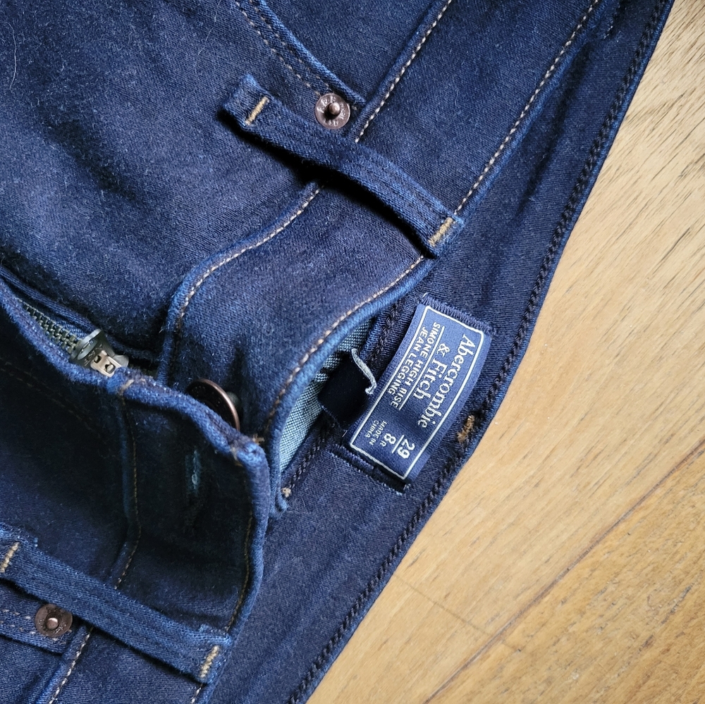 A&F 👖 jeans - Picture 4 of 4